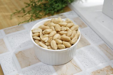 seasoned-peanuts-388793_1920